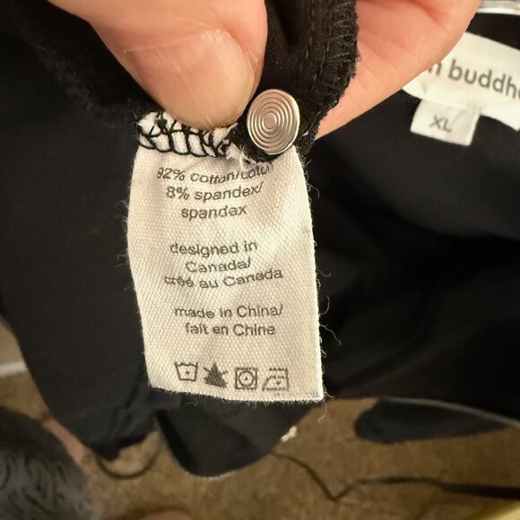 Neon Buddha Long Black Ruffle Jacket – Warm Knit, Zipper Front, Size XL - Picture 10 of 12